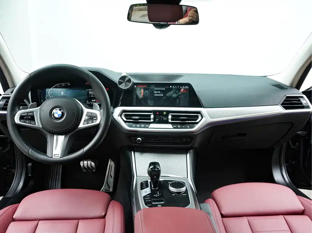 BMW 3 Series 2021 — фото 17