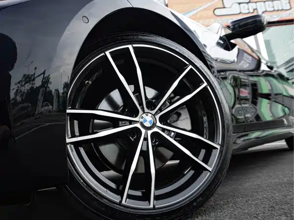 BMW 3 Series 2021