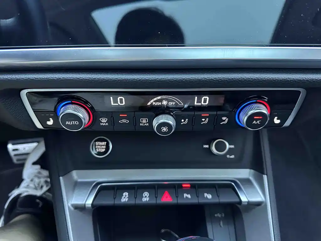 Audi Q3 2022 — фото 15