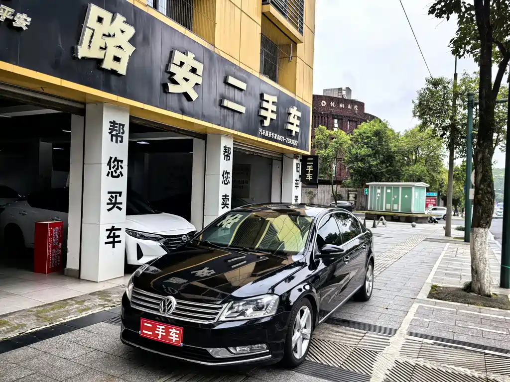 Volkswagen Magotan 2011