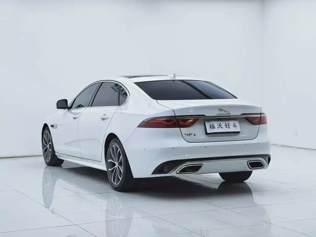 Jaguar XFL 2022 — фото 32