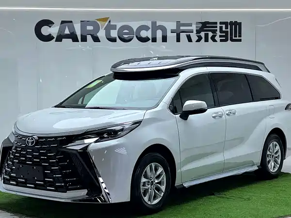Toyota Granvia 2024