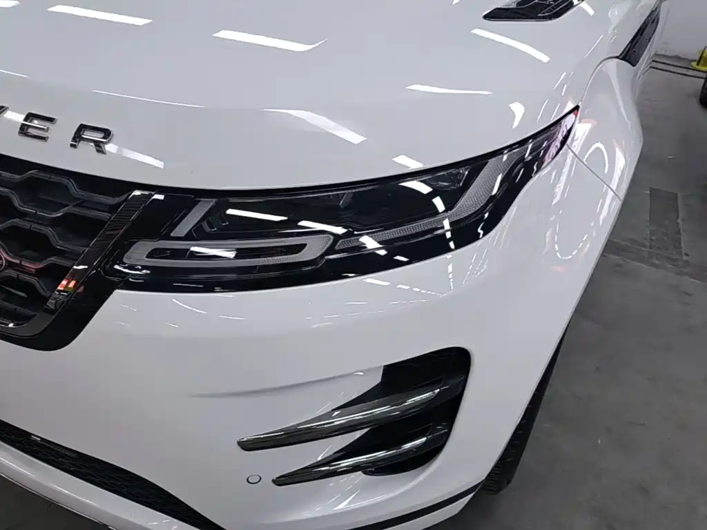 Land Rover Range Rover Evoque 2024 — фото 24