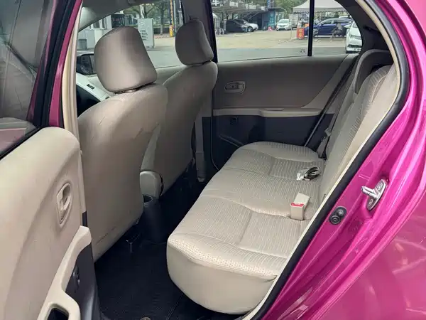 Toyota Yaris 2012