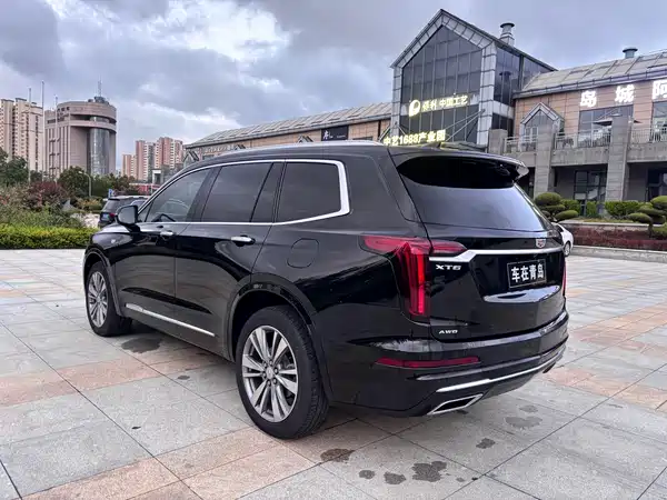 Cadillac XT6 2021