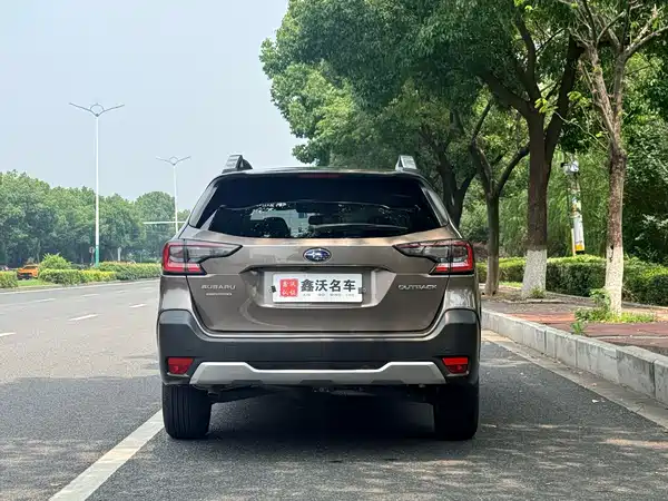 Subaru Outback 2021