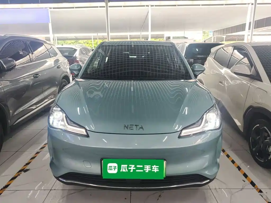 Neta V 2022