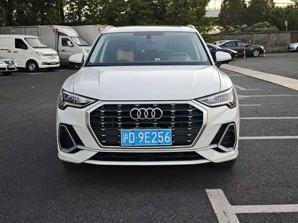 Audi Q3 2023