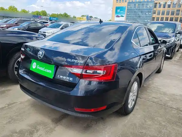 Skoda Superb 2019