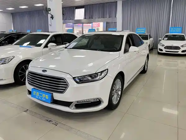 Ford Taurus 2017