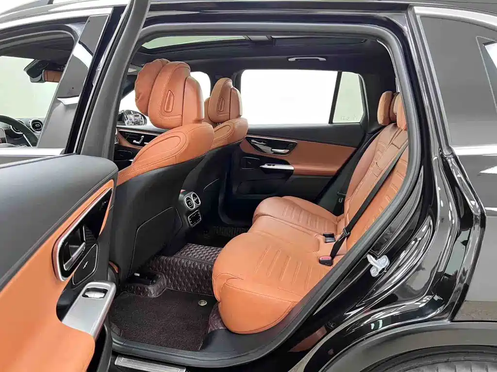 Mercedes-Benz GLC 2023 — фото 11