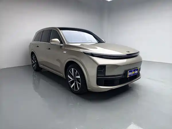 Li Auto L8 2022