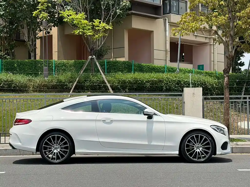 Mercedes-Benz C-Class 2018