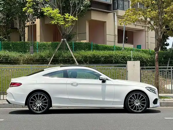 Mercedes-Benz C-Class 2018