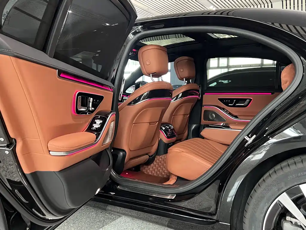 Mercedes-Benz S-Class 2023