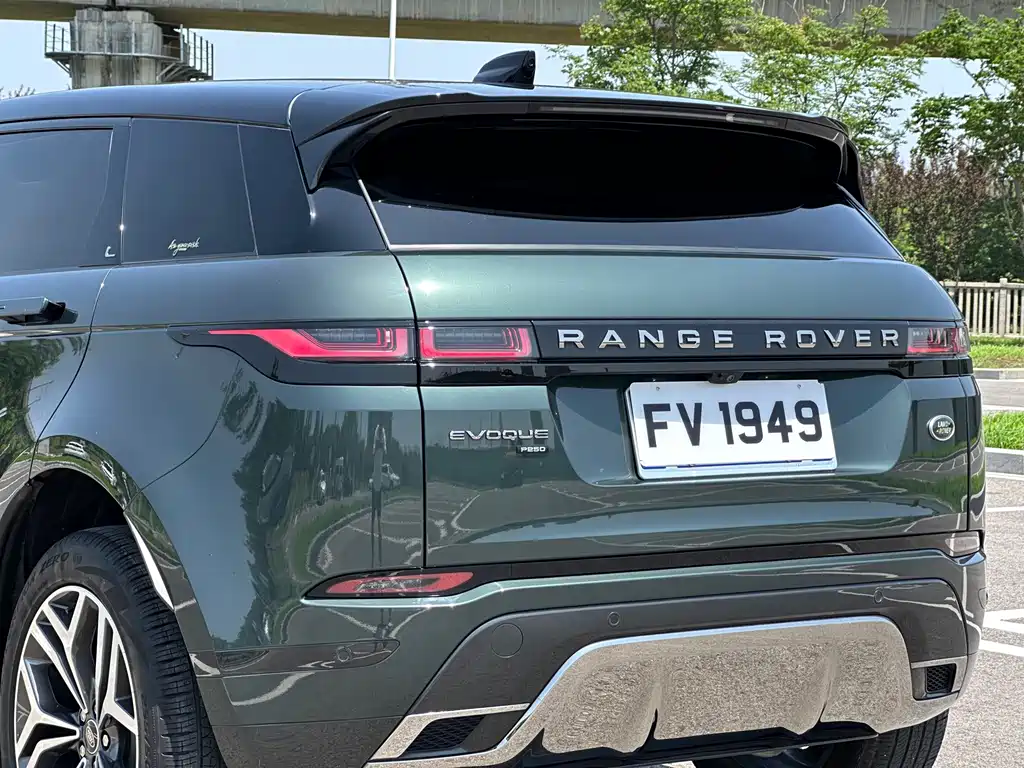 Land Rover Range Rover Evoque 2021 — фото 39