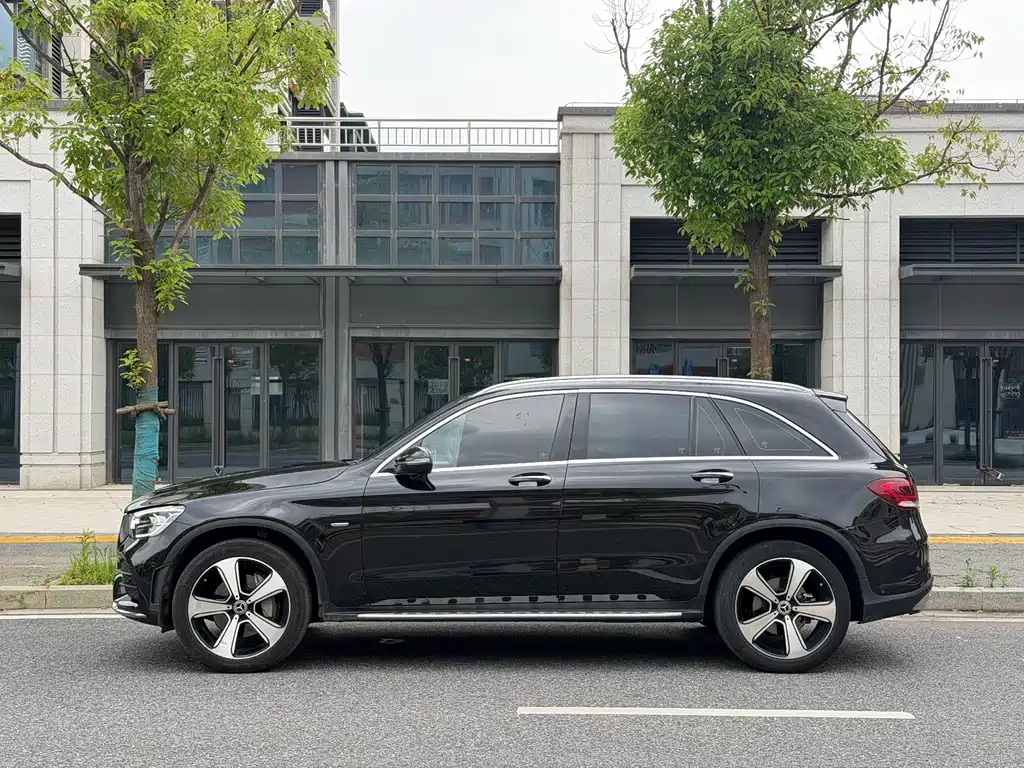 Mercedes-Benz GLC 2022