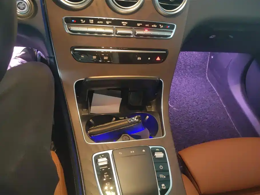 Mercedes-Benz GLC 2021 — фото 16