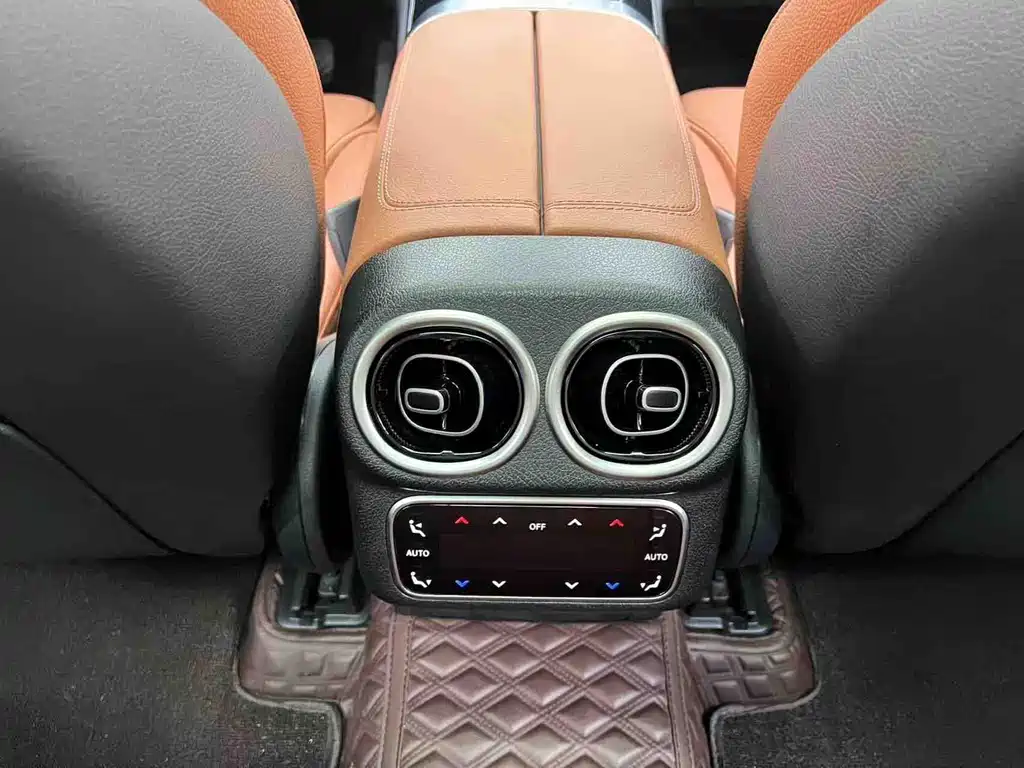 Mercedes-Benz GLC 2023 — фото 13