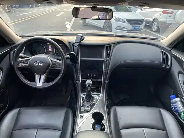 Infiniti Q50L 2019