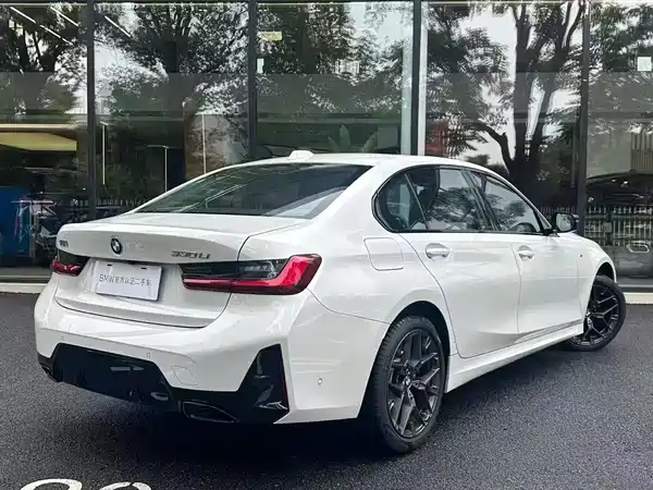 BMW 3 Series 2024