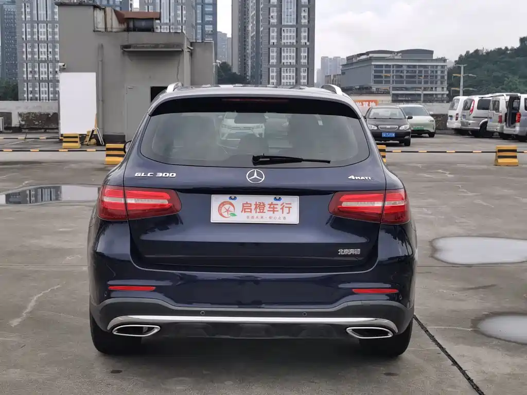 Mercedes-Benz GLC 2017 — фото 16