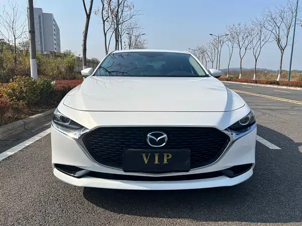 Mazda 3 Axela 2021