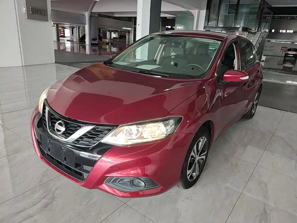 Nissan Tiida 2019 — фото 1