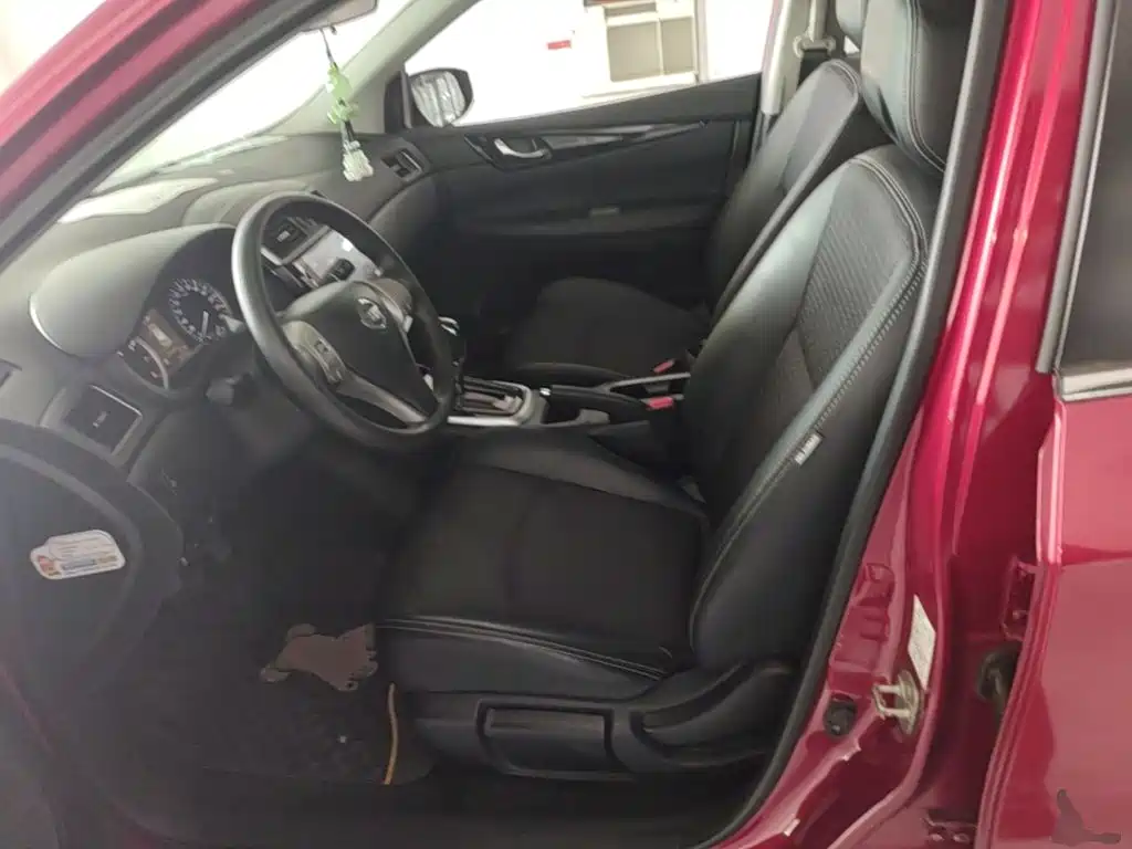 Nissan Tiida 2019 — фото 15