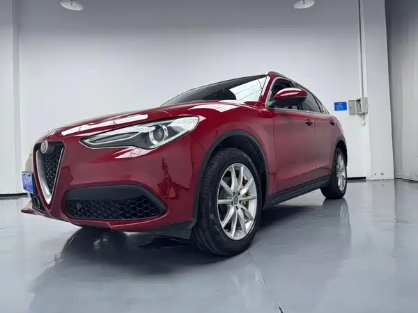 Alfa Romeo Stelvio 2020