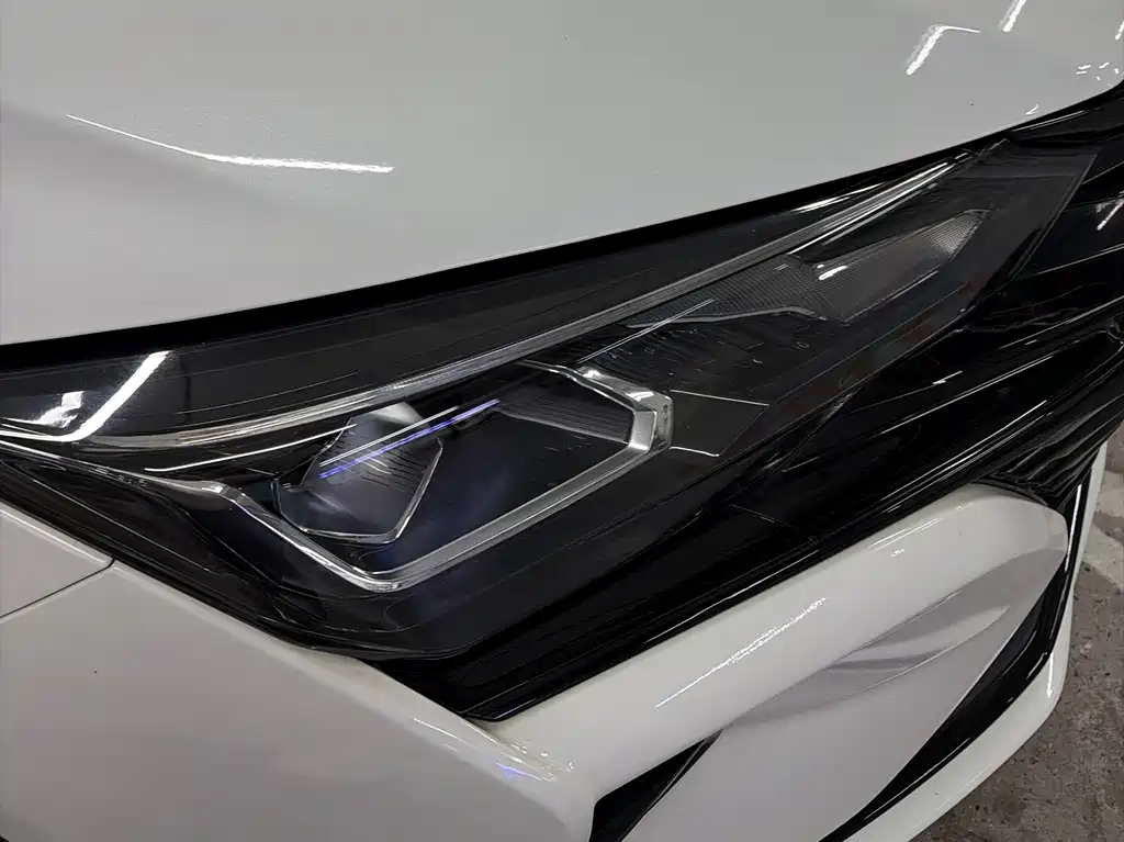 Dongfeng Yixuan MAX 2022 — фото 11