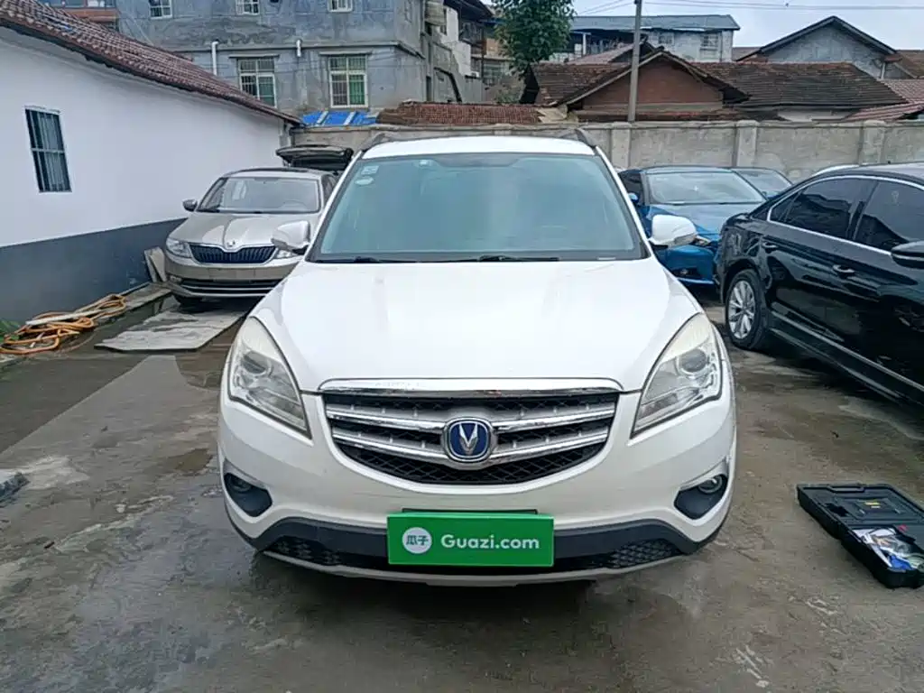 Changan CS35 2015
