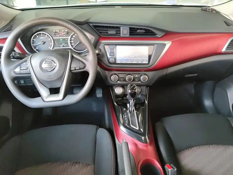 Nissan Bluebird 2018 — фото 12