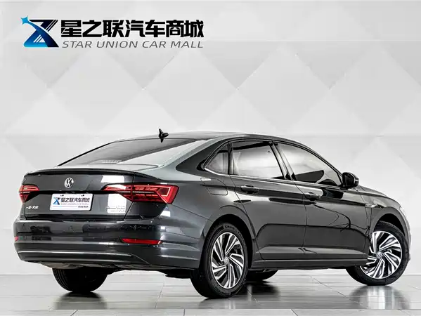 Volkswagen Sagitar 2022