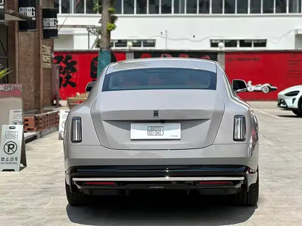 Rolls-Royce The Shining 2025