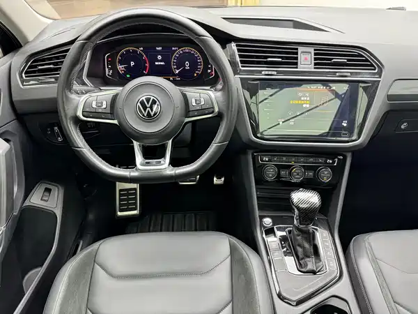 Volkswagen Tiguan L 2021