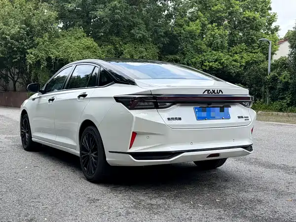 Dongfeng Yixuan MAX 2022