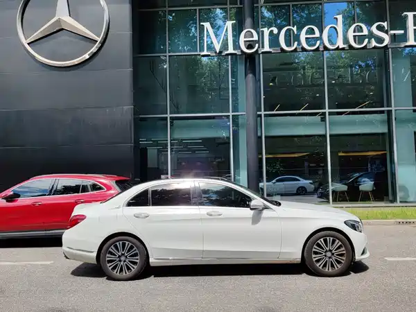 Mercedes-Benz C-Class 2016