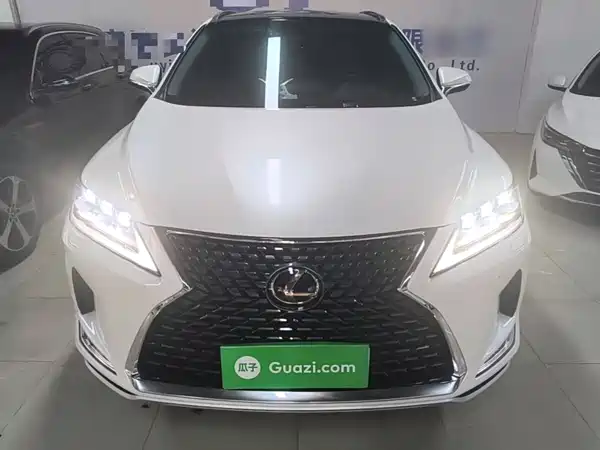 Lexus RX 2022