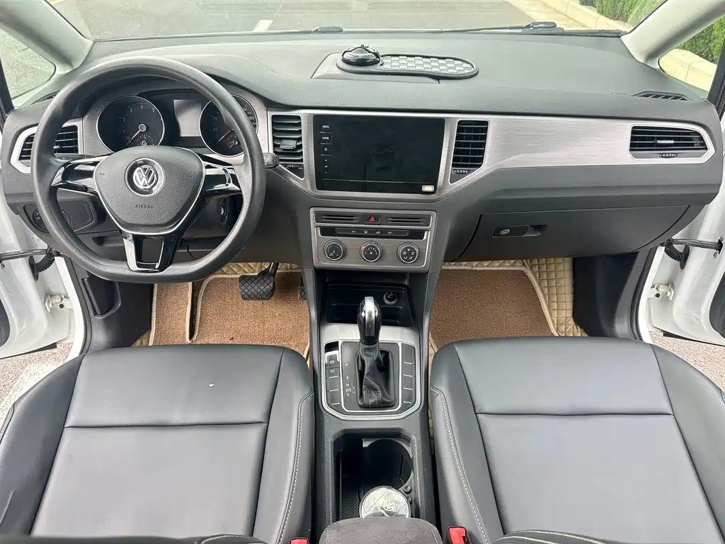 Volkswagen Golf Jialu 2018 — фото 14