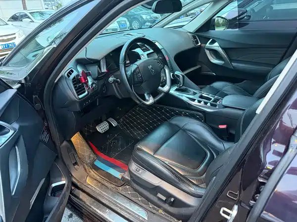 DS 5 2014