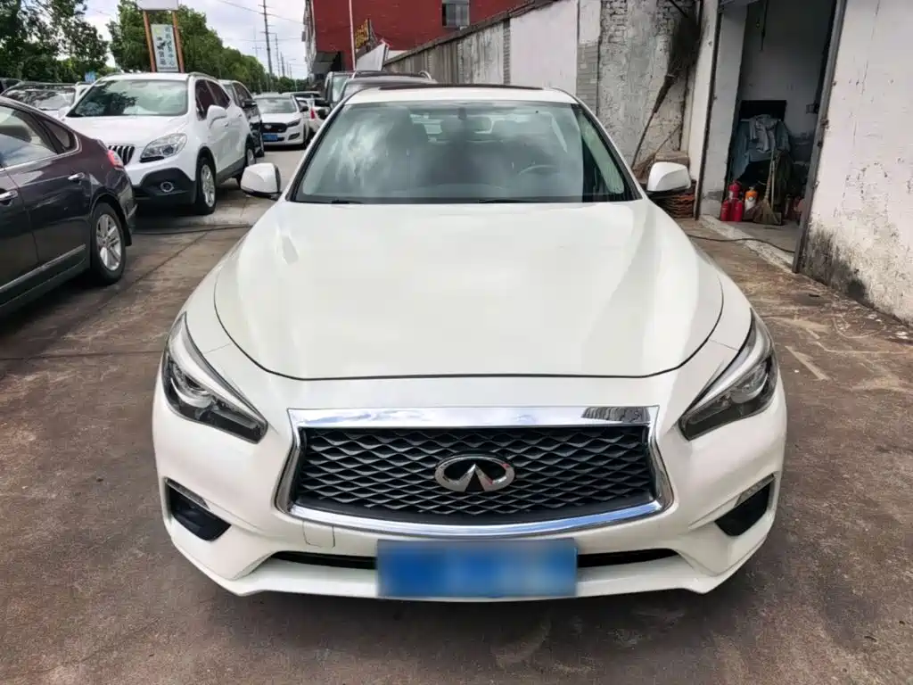 Infiniti Q50L 2019 — фото 3