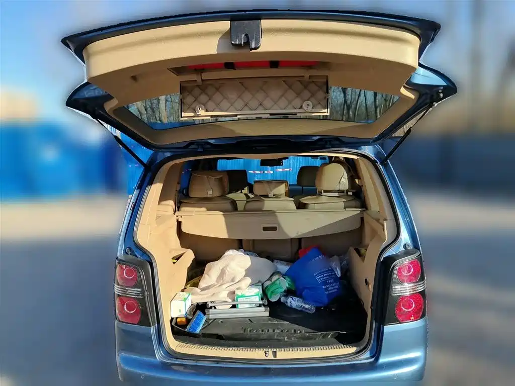 Volkswagen Touran 2015 — фото 10