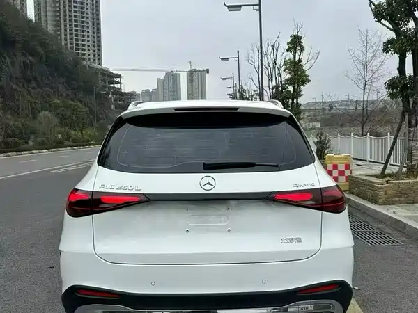 Mercedes-Benz GLC 2024