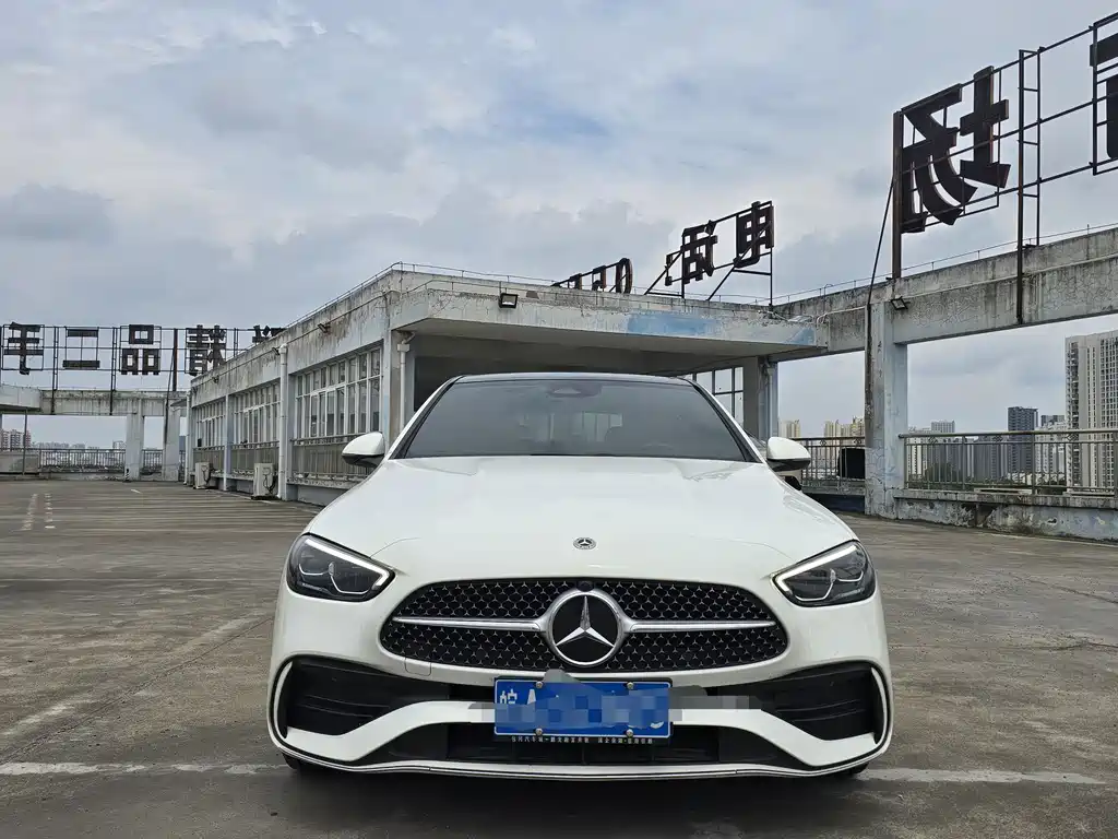 Mercedes-Benz C-Class 2022
