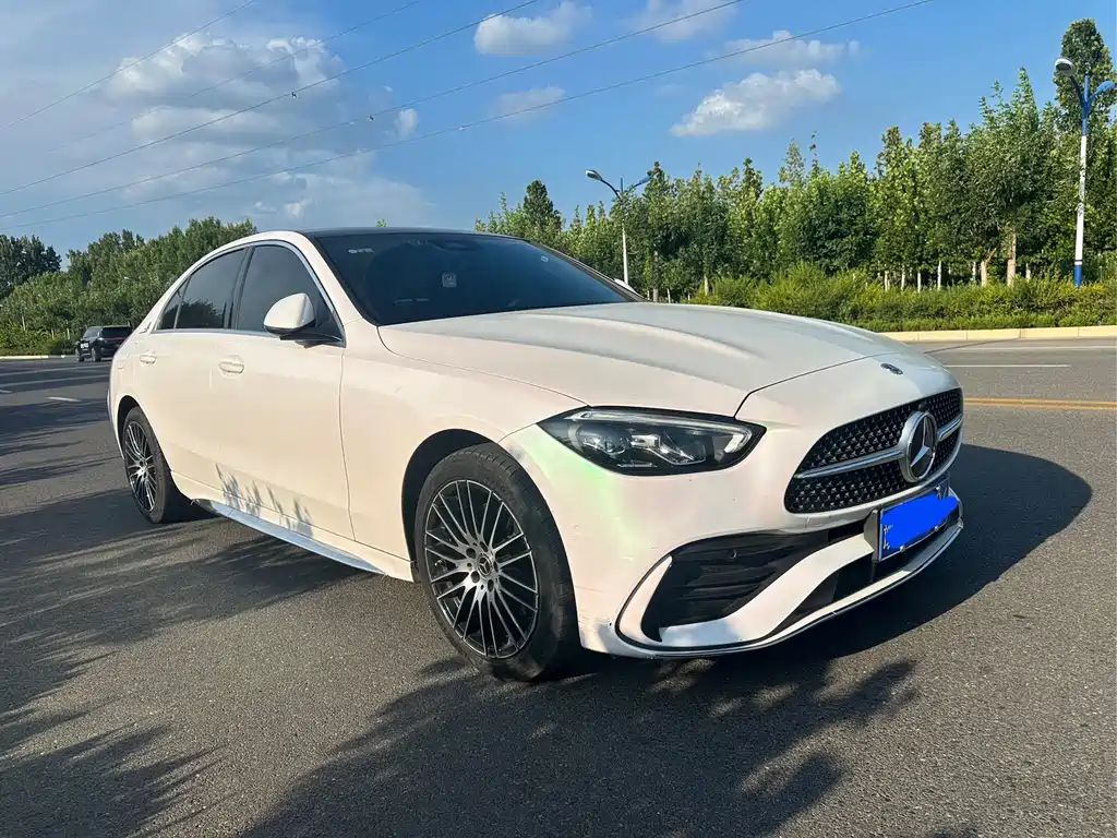 Mercedes-Benz C-Class 2023 — фото 15
