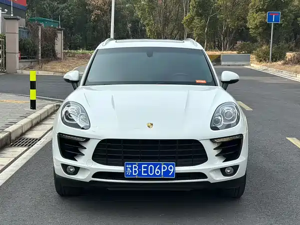 Porsche Macan 2016