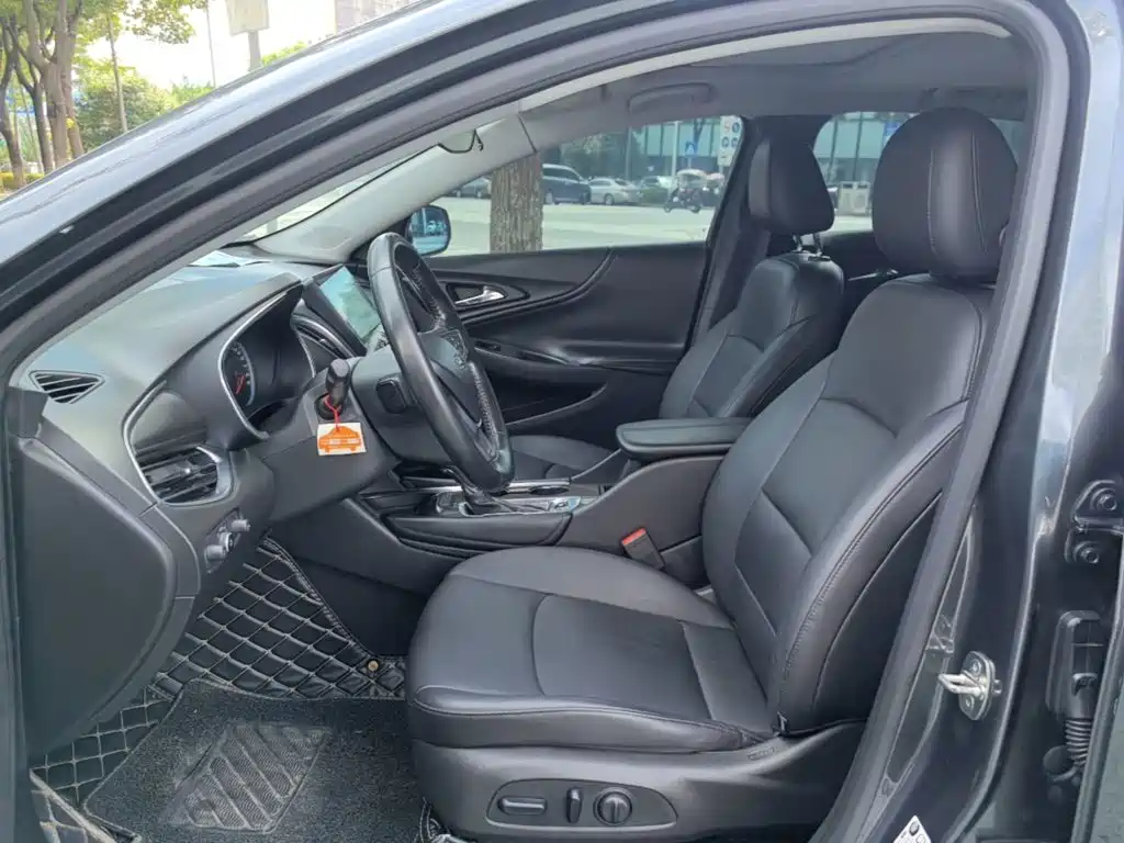 Chevrolet Malibu XL 2018 — фото 15