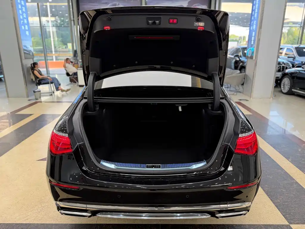 Mercedes-Benz Maybach S-Class 2023 — фото 20