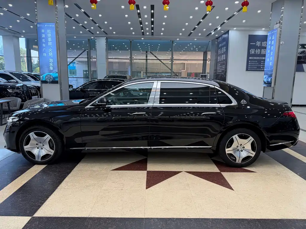 Mercedes-Benz Maybach S-Class 2023 — фото 25